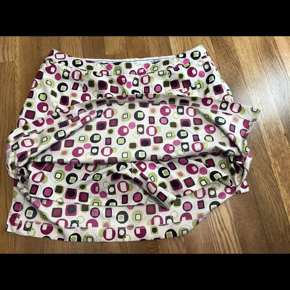 Retro Style Fun Golf Skorts - Picture 3 of 8